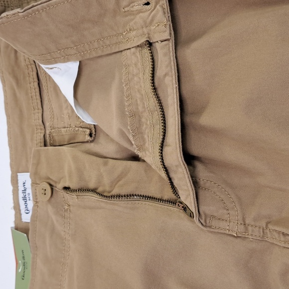 Good fellow & Co. Beige Cargo Shorts Men's Size 40 Inseam 11" - Picture 7 of 11